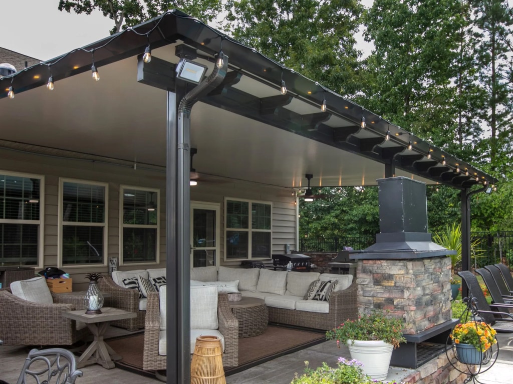 Renaissance Contempo patio cover